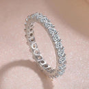 Elegance Ring – Subtle Light